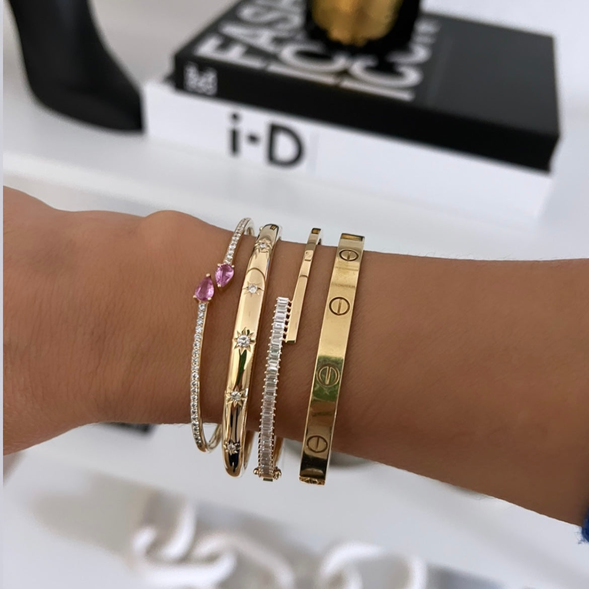 14KT Gold 5 Star Diamond Bangle Bracelet