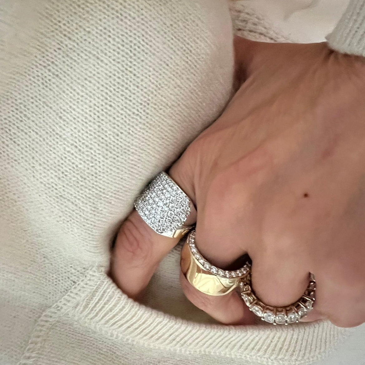 14KT Gold Luxe Ring with Diamond Edges