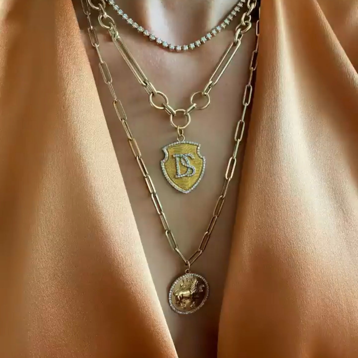 14KT Gold Diamond Bespoke Zodiac Disk Pendant Charm