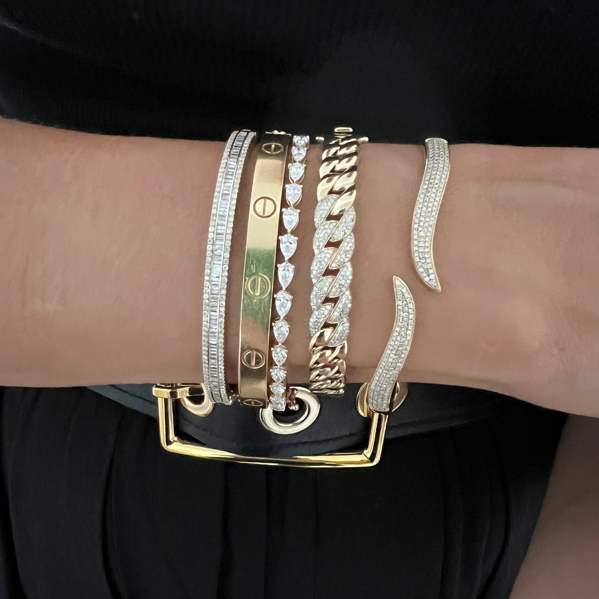 14KT Gold Diamond Alma Link Bangle Bracelet