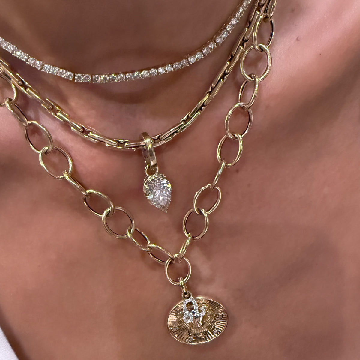 14KT Gold Interlocking Link Alara Chain Necklace