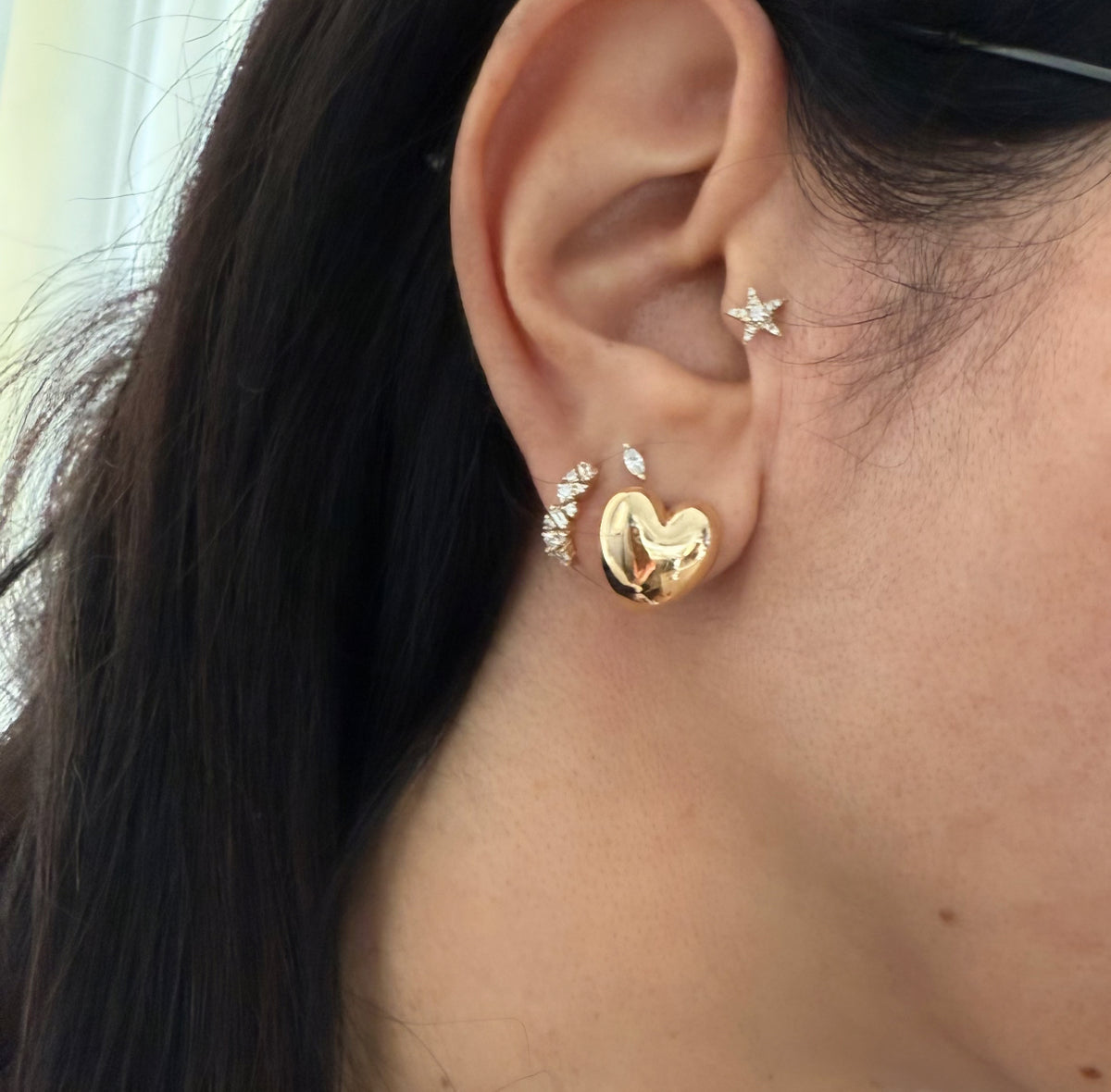 14KT Gold Heart Medium Stud Earrings