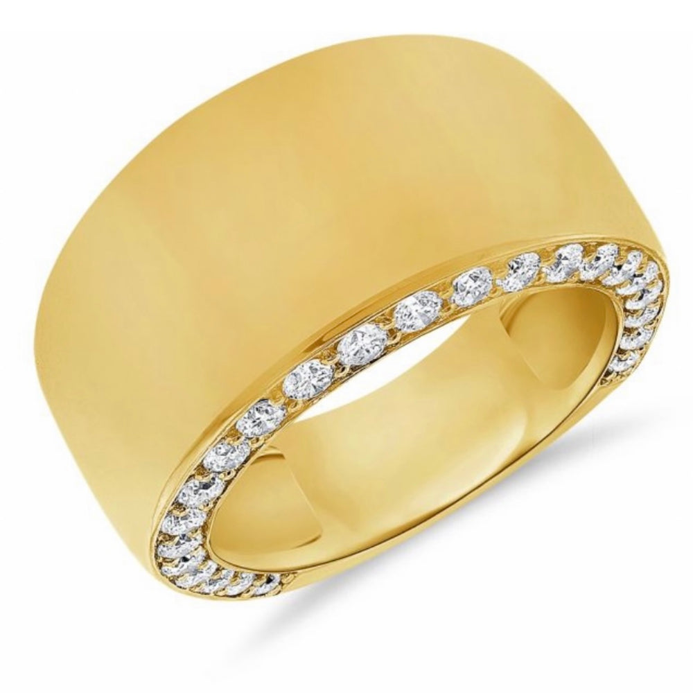 14KT Gold Luxe Ring with Diamond Edges