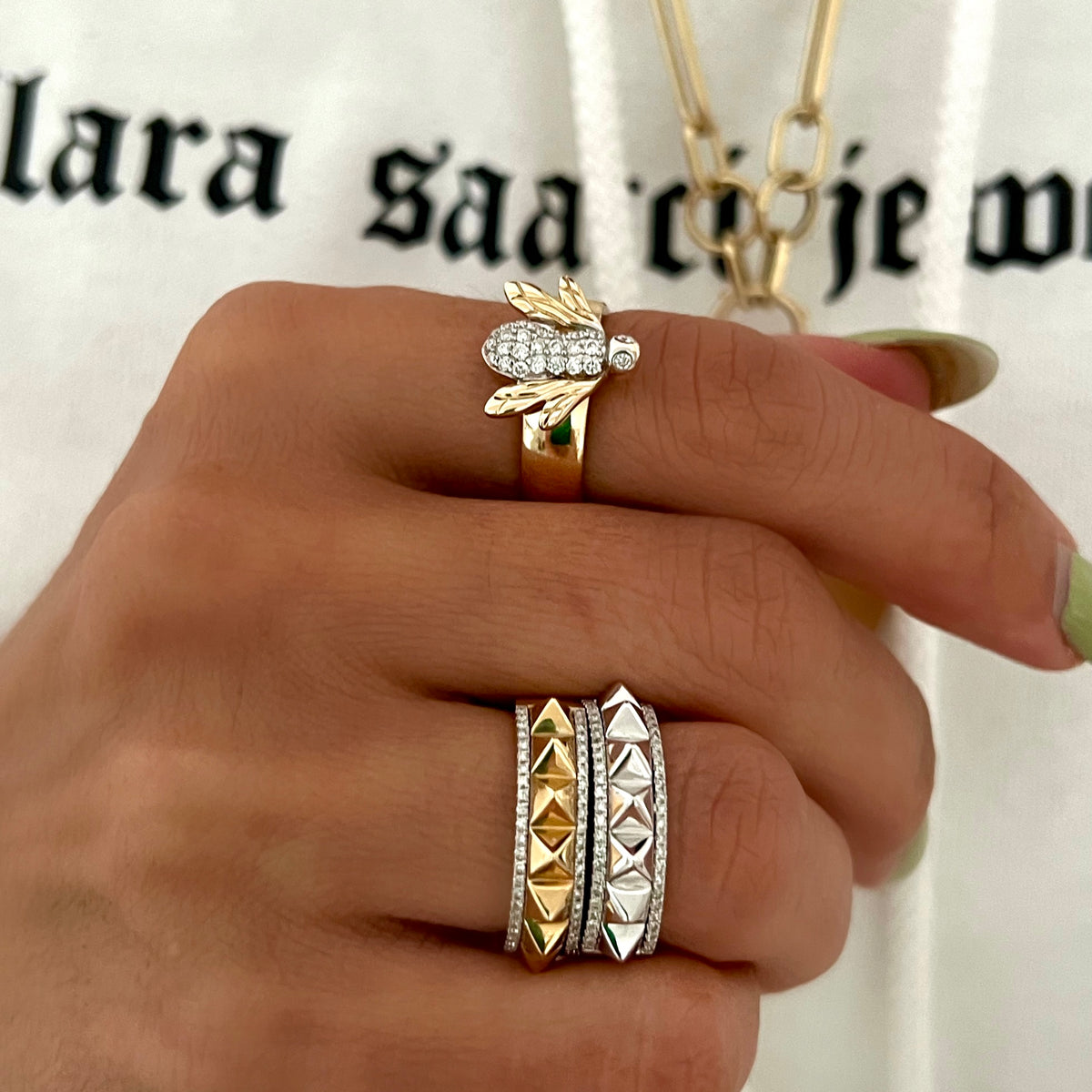 14KT Gold Diamond Bee Ring
