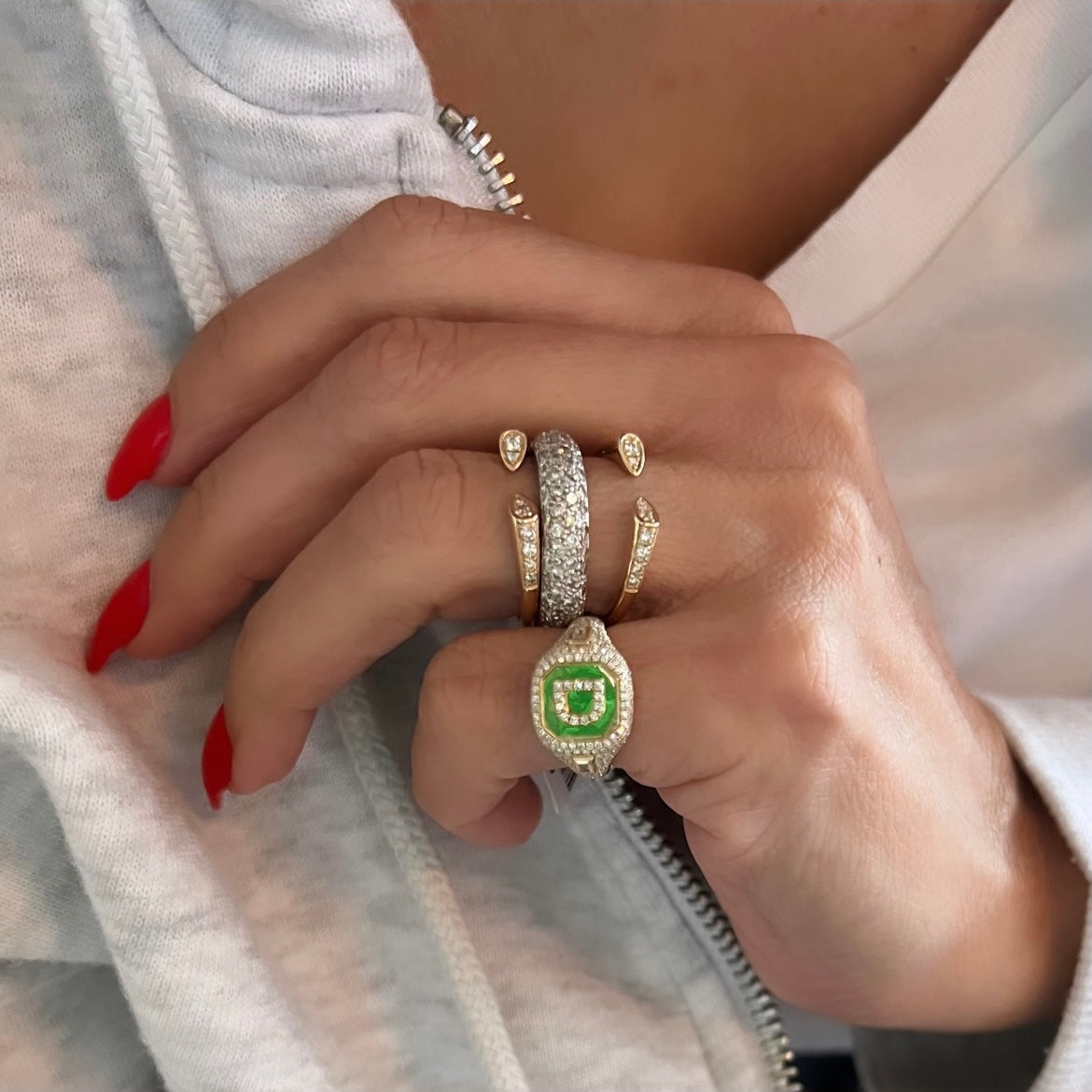 14KT Gold Diamond Open Middle Ring