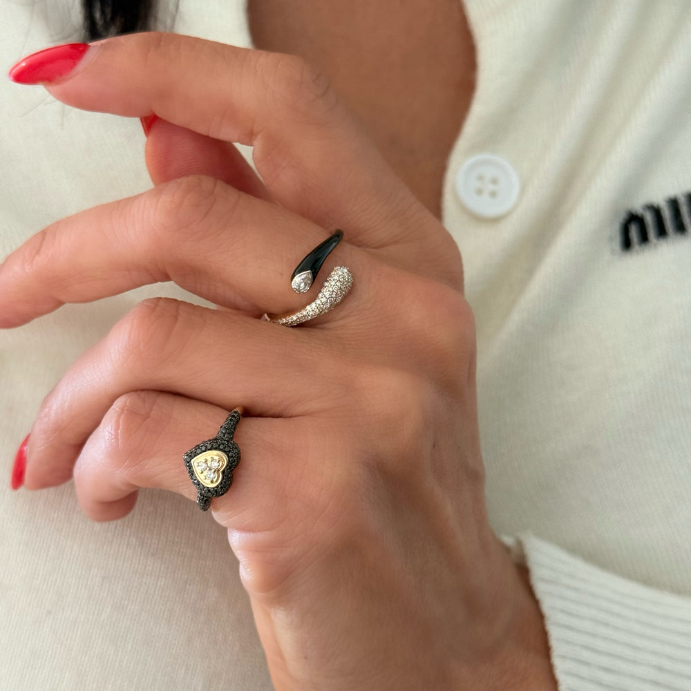 14KT Gold Black Diamond Viola Heart Pinky Ring