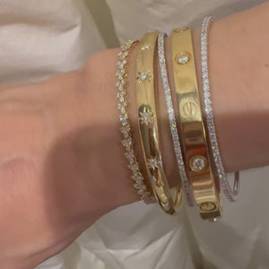 
                
                    Load and play video in Gallery viewer, 14KT Gold 5 Star Diamond Bangle Bracelet
                
            