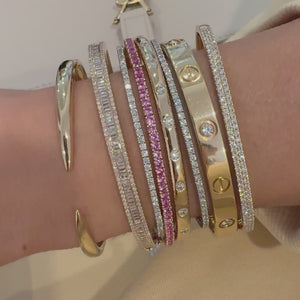 
                
                    Load and play video in Gallery viewer, 14KT Gold Inlay Diamond Bangle Bracelet
                
            