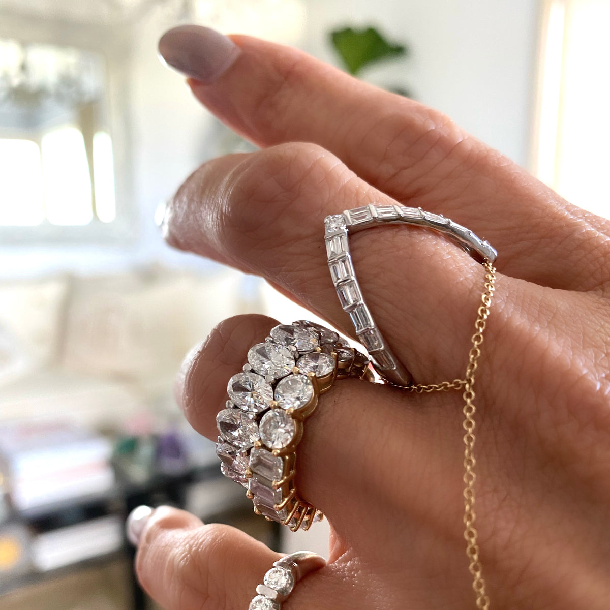 18KT Gold Baguette Diamond V Ring