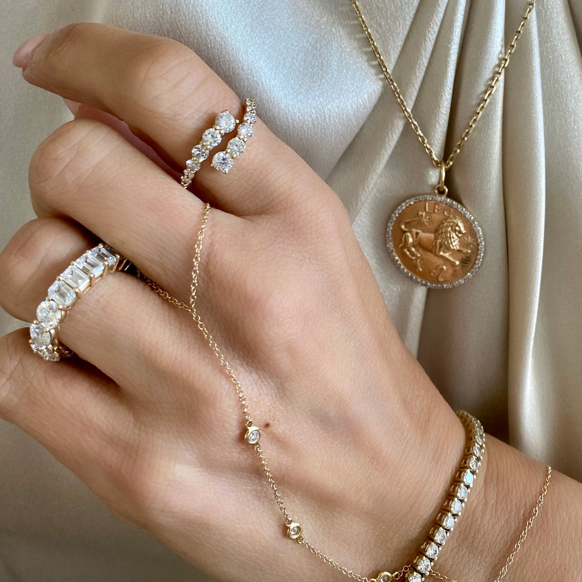14KT Gold Diamond Twist Ring